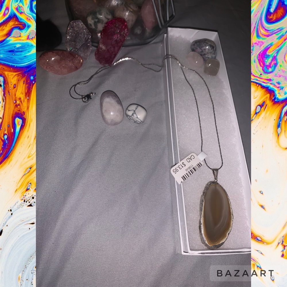 AGATE SLICE NECKLACE from Canada! ☺️